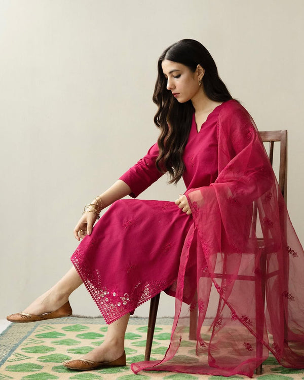 Rosy | 3-Piece Stitched Lawn Arrival